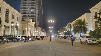 Omaxe World Street