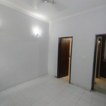 3 BHK Builder Floor for Rent in Sector 57, Gurgaon
