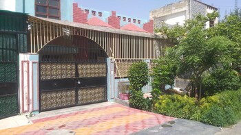 2 BHK Flat for Sale in Sector Swarn Nagri, Greater Noida