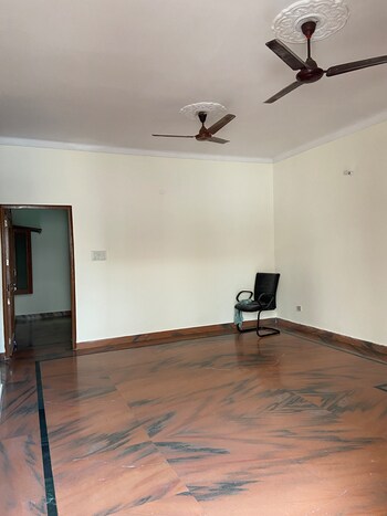 1 BHK Builder Floor for Rent in Dharam Colony, Gurgaon