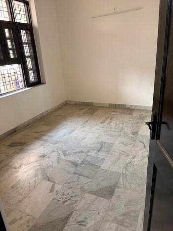 3 BHK Builder Floor for Rent in Palam Vihar, Gurgaon