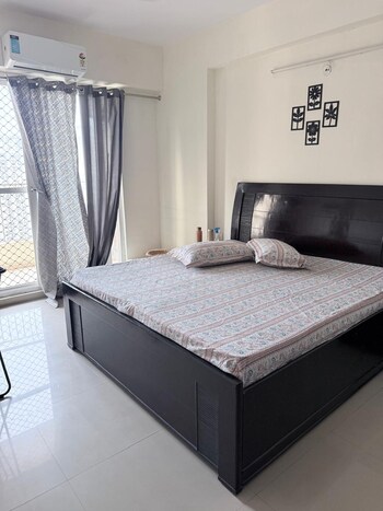 Gaur City 2 - 14th Avenue