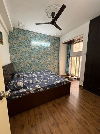 2 BHK Flat for Rent in Saket, Delhi