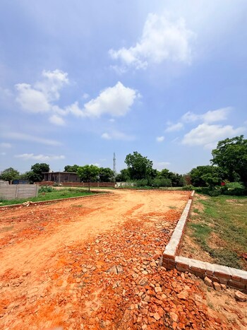 Plot for Sale in Jewar, Greater Noida