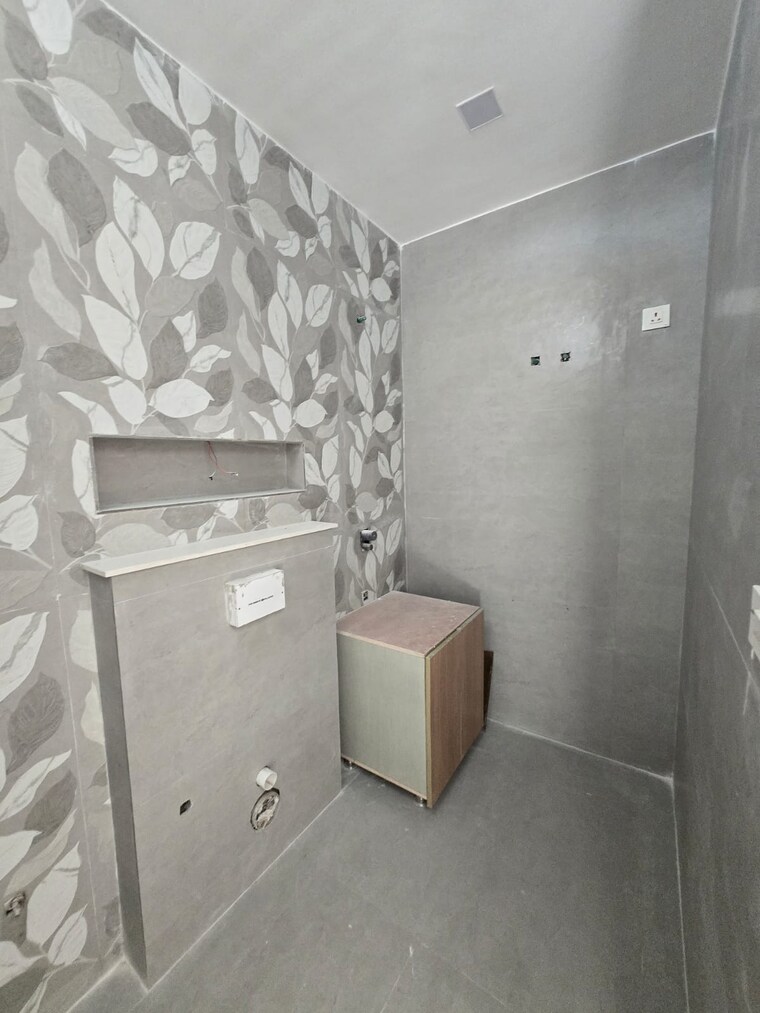 Bathroom, sahastradhara road 5 Bedroom 161 Sq.Yd. Independent House In Sahastradhara Road Dehradun 10777666