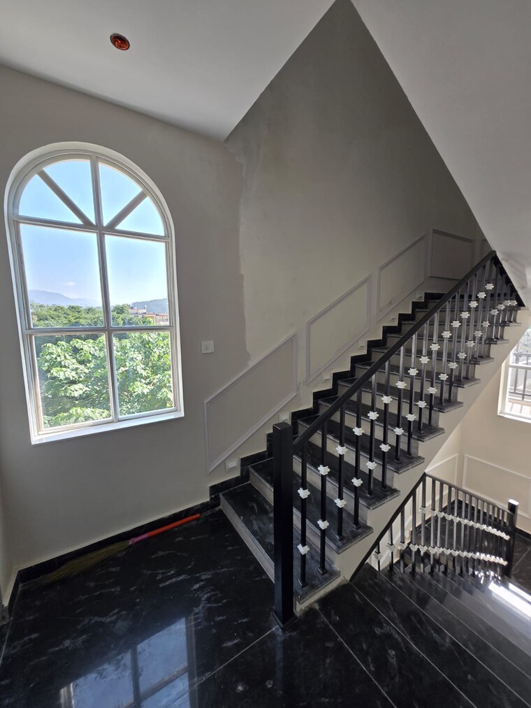 undefined, sahastradhara road 5 Bedroom 161 Sq.Yd. Independent House In Sahastradhara Road Dehradun 10777666