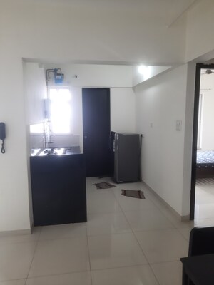 Room in 1 BHK Apartment at Kolte Patil R10, Hinjewadi – for Rent