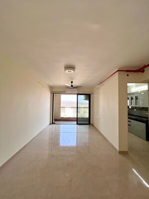 Room in 3 BHK Apartment at Dosti Eastern Bay, Wadala – for Rent