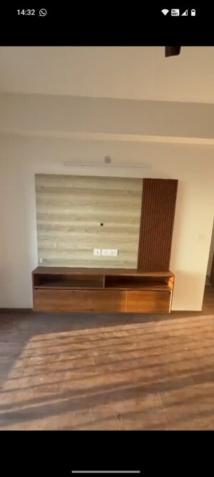 2 BHK Apartment For Rent in Godrej Woods, Sector 43