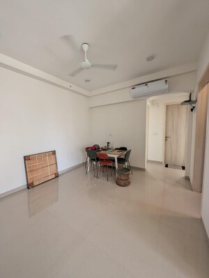 2 BHK Apartment For Rent in Indus Valley Aangan, Matunga West