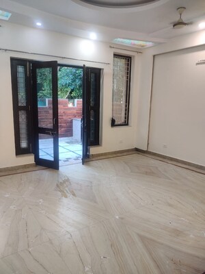 Room in 3 BHK Independent House at Gail Society, Pi Greater Noida – for Rent