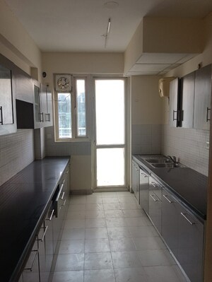 Kitchen in 3 BHK Apartment at BPTP Spacio, Sector 37d – for Sale