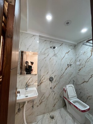 Bathroom in 2 BHK Builder Floor at Neb Sarai – for Rent