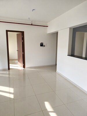 Room in 3 BHK Apartment at Shapoorji Pallonji Vahana Yahavi Phase 1, Bavdhan – for Rent