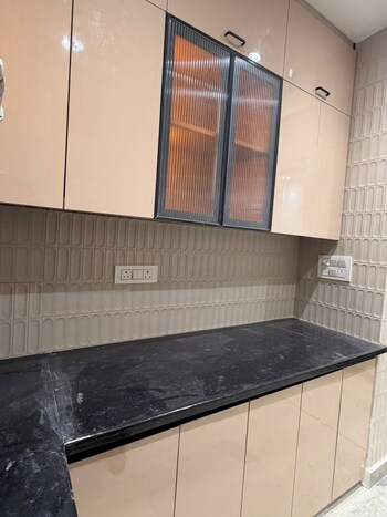 2 BHK Builder Floor for Sale in Pitampura, Delhi