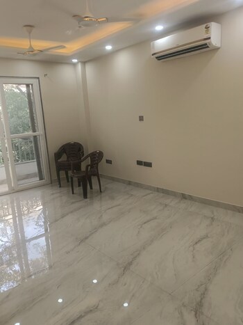 3 BHK Builder Floor for Rent in Chittaranjan Park, Delhi