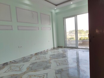 3 BHK Builder Floor for Sale in Sector 10 Greater Noida, Greater Noida