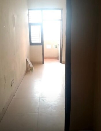 3.5 BHK Flat for Sale in Morta, Ghaziabad