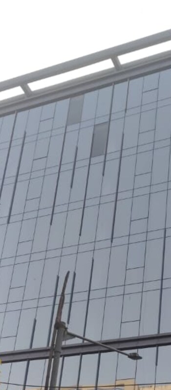 Maxus Mall
