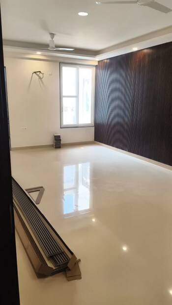2 BHK Builder Floor for Rent in Sector 23, Gurgaon
