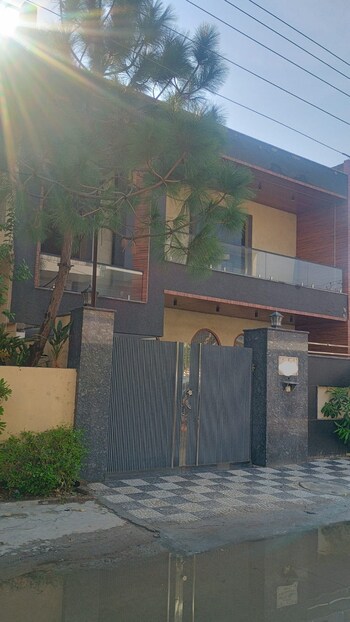 3 BHK House for Sale in Sector 9, Faridabad