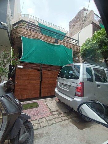 2 BHK House for Sale in Sector 10, Faridabad