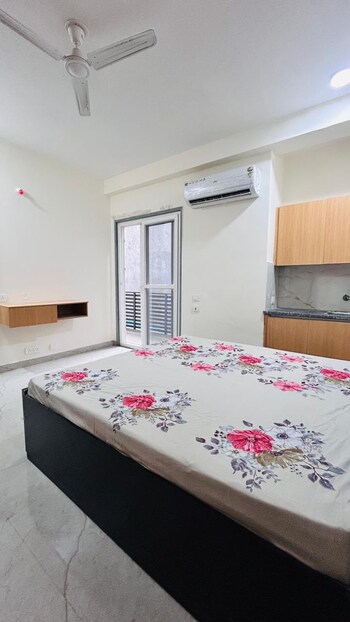 DLF Pink Town House