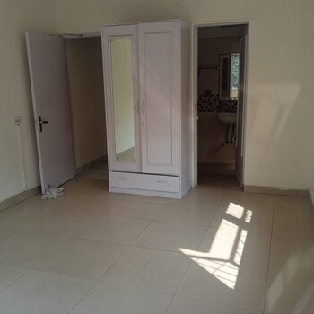 2 BHK Builder Floor for Rent in Greater Kailash ii, Delhi