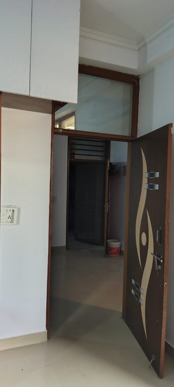 1 BHK Builder Floor for Rent in Baraula, Noida