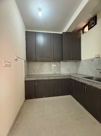 2 BHK Builder Floor for Rent in Chattarpur, Delhi