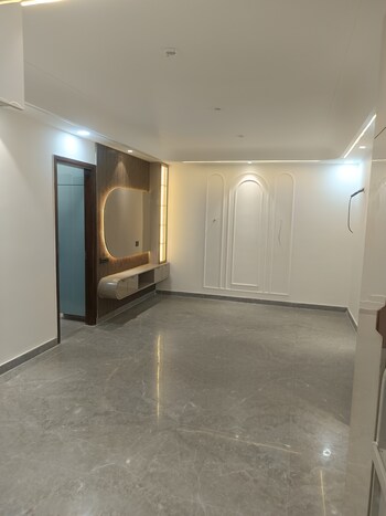 3 BHK Builder Floor for Sale in Rohini Sector 29, Delhi