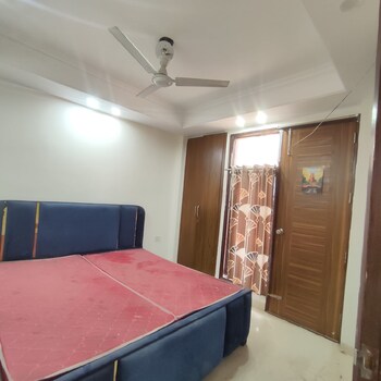 3 BHK Builder Floor for Rent in Chattarpur, Delhi