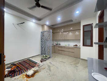2 BHK Builder Floor for Sale in Rohini Sector 24, Delhi