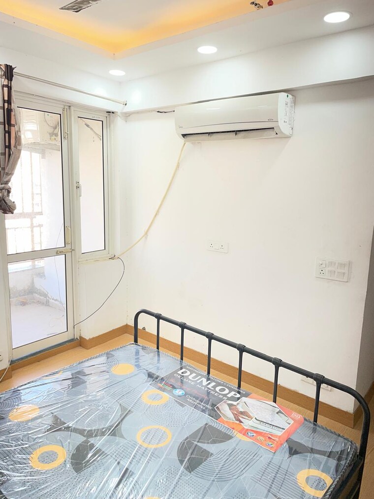 Room, jaypee-green-kosmos-phase-ii 2 Bedroom 850 Sq.Ft. Apartment In Sector 134 Noida 10784338
