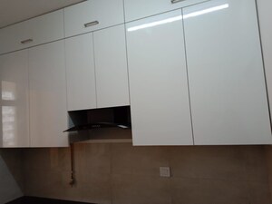 Furnished Amenities in 2 BHK Apartment at M3M Ikonic, Sector 68 – for Rent