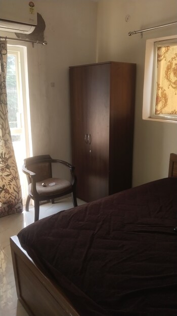 1 RK Builder Floor for Rent in Gomti Nagar, Lucknow