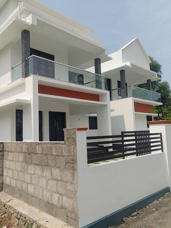 4 BHK House for Sale in Pamboor, Thrissur