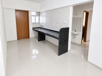 2 BHK Flat for Rent in Lokmanya Colony, Pune