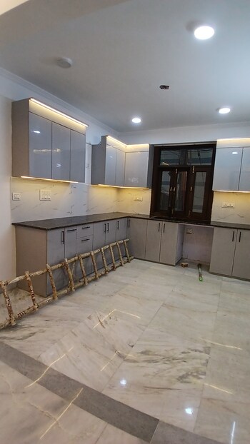 3 BHK Flat for Sale in Noor Nagar, Delhi