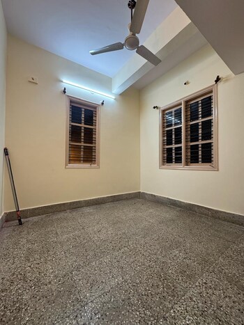Office Space for Rent in 4th Block, Bangalore