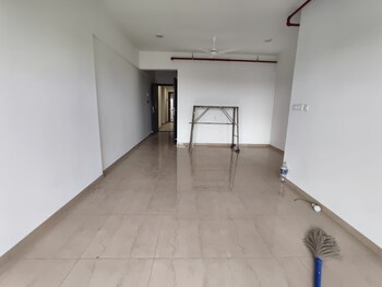Mahindra Alcove