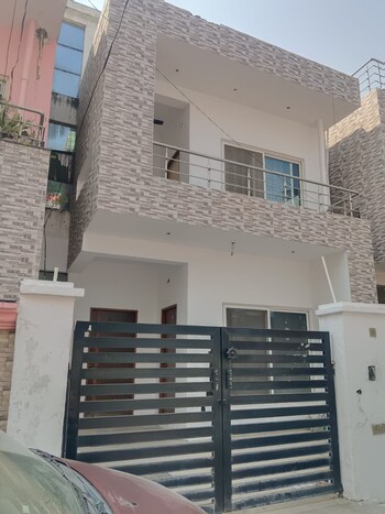 4 BHK Villa for Sale in Chinhat, Lucknow