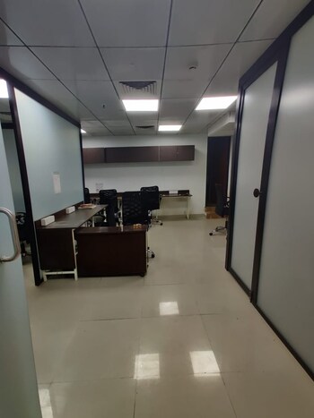 Akruti Centre Point