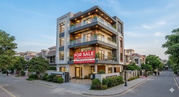 Land for Sale in Topsia, Kolkata