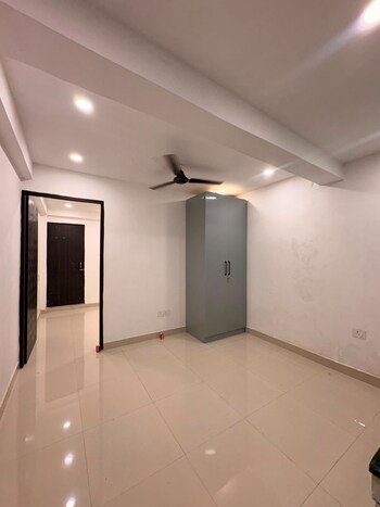 1 BHK Builder Floor for Rent in Chattarpur, Delhi