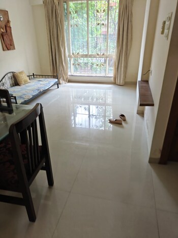 2 BHK Flat for Sale in Chembur, Mumbai
