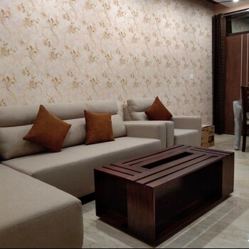 CGHS HEWO Apartments