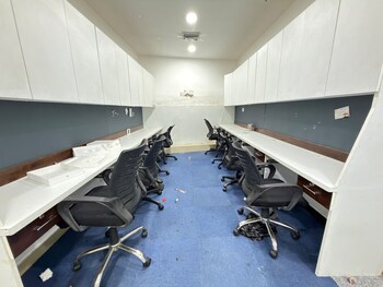 Office Space for Rent in Netaji Subhash Place, Delhi