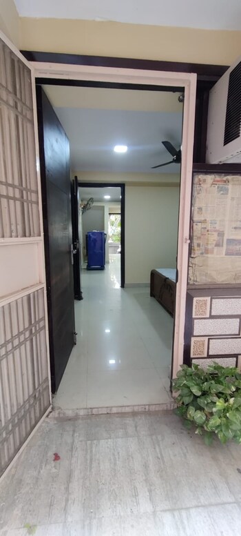 2 BHK Builder Floor for Rent in Shiv Nagar, Delhi