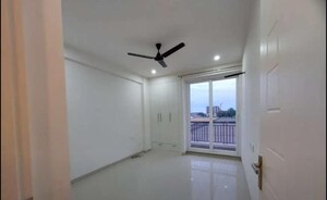 Room in 3 BHK Apartment at Maxxus Elanza, International Airport Road – for Sale